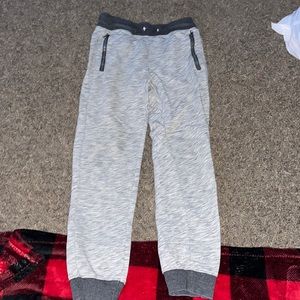Kids Joggers w/ zipper pockets.